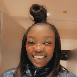 Meet your Posher, Rashaya